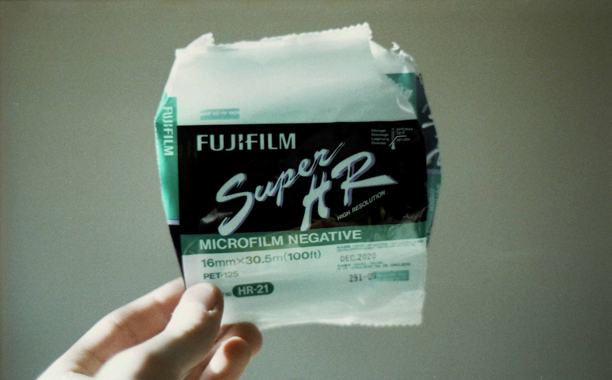 Fuji Super HR-21 — Aperture Preview